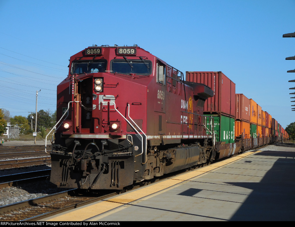 CP 8059 about to depart CP/AMTK station